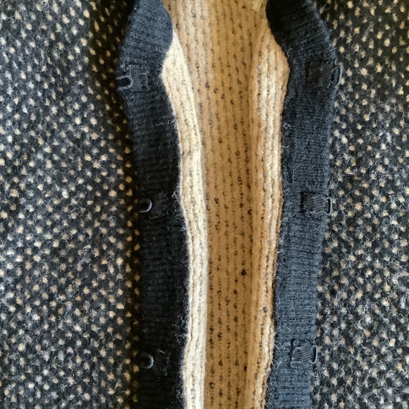 J CREW Black & Brown 7 hook Cardigan Sweater XL - Picture 11 of 12